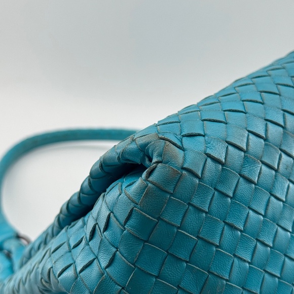 Bottega Veneta Parachute Blue Hand Bag - Picture 10 of 16